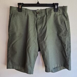 Used Men's Penguin Casual Shorts Size 32